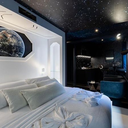 דירות ריום Galaxy La Tete Dans Les Etoiles מראה חיצוני תמונה