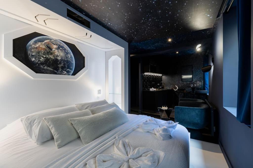 דירות ריום Galaxy La Tete Dans Les Etoiles מראה חיצוני תמונה